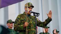 Venezuelan presidentti Nicolás Maduro piti Simon Bolivarin miekkaa sotilastilaisuudessa marraskuussa Caracasissa.