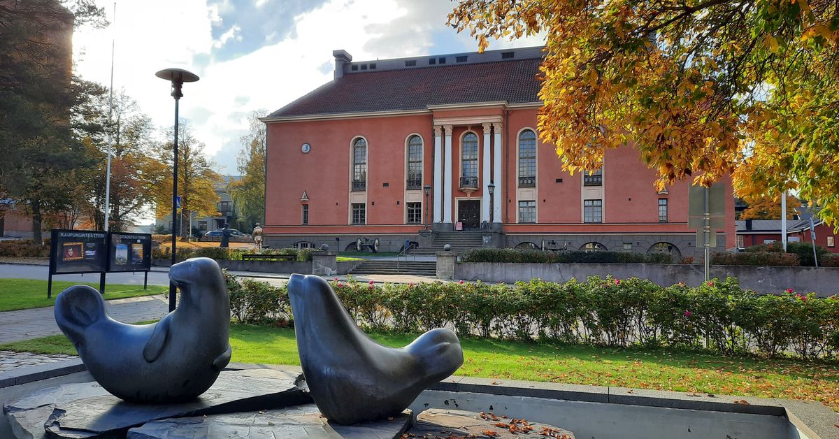 Kokkolan kaupunginteatteri ei jatkanut kahden näyttelijän työsopimusta – oikeus tuomitsi tuntuviin korvauksiin