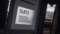Supon tunnus toimitilojen ovessa Helsingin Katajanokalla.