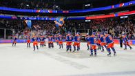Tappara firar framför hemmapubliken.