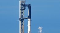 SpaceX:n Starship-raketti lähtöalustalla.