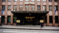 Kuvassa on Nordean konttori Helsingin Aleksanterinkadulla.