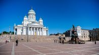 Kuvassa on näkymä Helsingin Senaatintorilta 3. kesäkuuta 2020.
