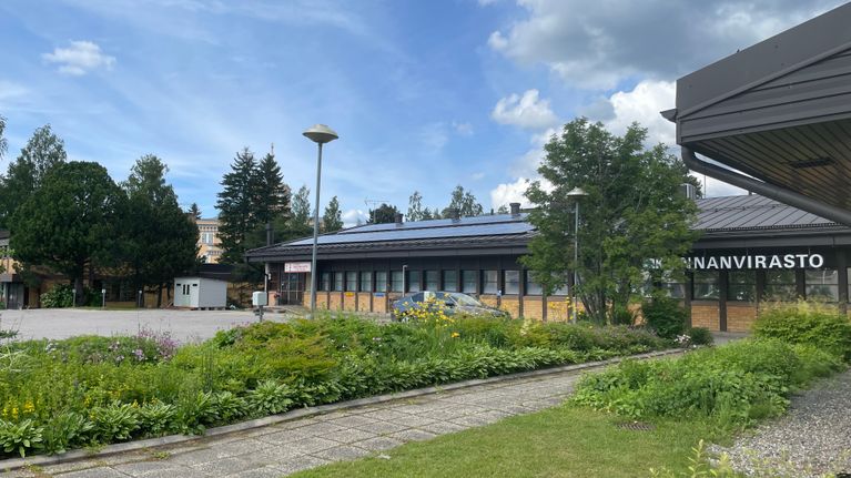 Rautalammin kunnan virastostalo.