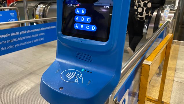 A blue HSL card reader.