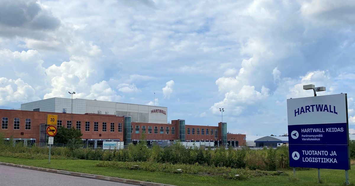 Juomayhtiö Hartwall ostaa Pernod Ricardin suomalaisbrändit ja niiden ...