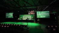 Keskustan puoluekokouksen lava Jyväskylä Paviljongissa.
