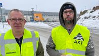 Vasemmalla PAU:n Itä-Suomen pääluottamusmies Jari Kontkanen ja Kuopion postikeskuksen kuljettajien luottamusmies Mika Pappi (AKT).