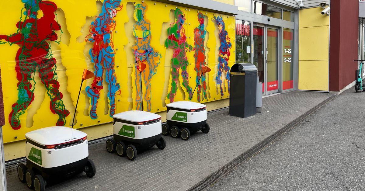 Food delivery robots gear up for first winter season