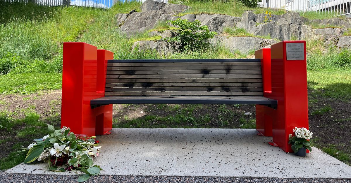 Helsinki's Navalny memorial bench set on fire