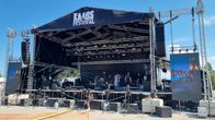 Kaaos Festivalin lavan kasausta 25.7.2025 Vaasan Vaskiluodossa.