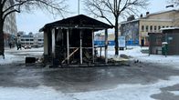 Mustaksi palanut vetykioski kauppatorilla.