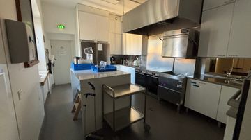 Ett kök för större tillställningar.