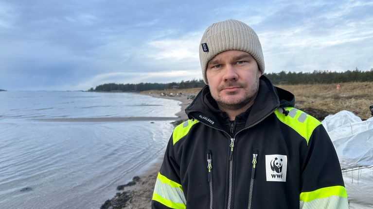 hangon-rantoja-siivoavilla-vapaaehtoisilla-on-tunteet-pinnassa