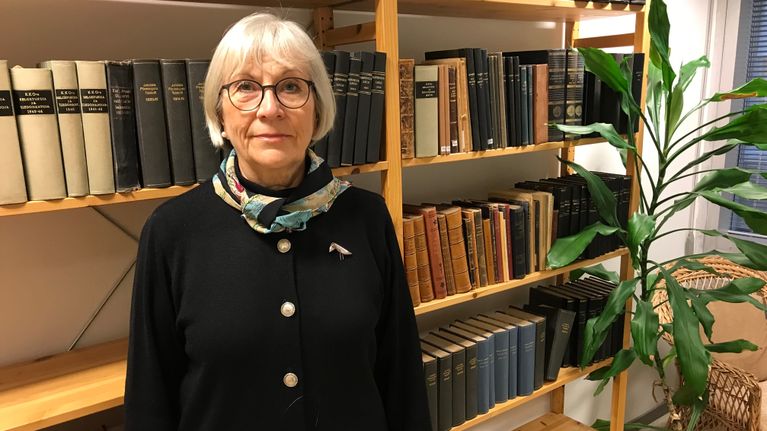 Asianajaja Paula Kurki-Suonio asianajotoimistossa