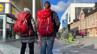 Tukialus -hankkeen hanketyöntekijä Minna Lapisto ja vertaisasiantuntija Reijo Mustonen.