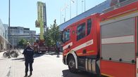 Satakunnan pelastuslaitoksen paloauto Porin kävelykadulla