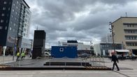 Seinäjoen torin vanhaa lavaa puretaan, paikalle tehdään toripaviljonki. 