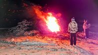 Isonkyrön Lehmäjoella poltettiin tiistaina laskiaiskokko.