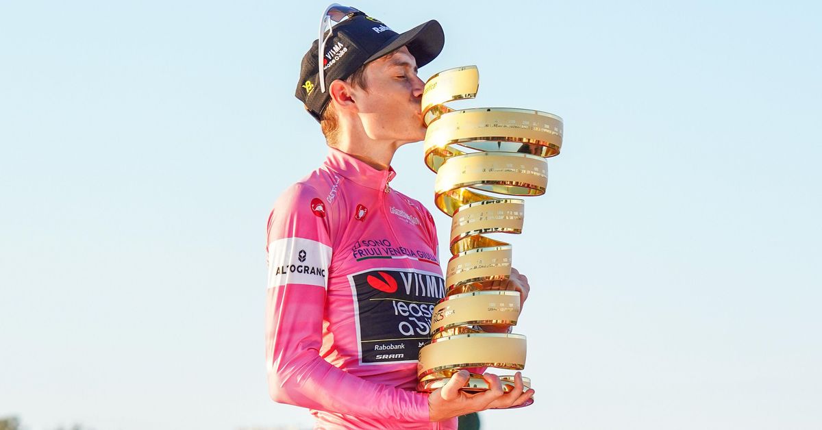 Jonas Vingegaard polki itsensä Giro d'Italiassa harvinaiseen joukkoon – kuuluisissa nousuissa rajuja vetoja