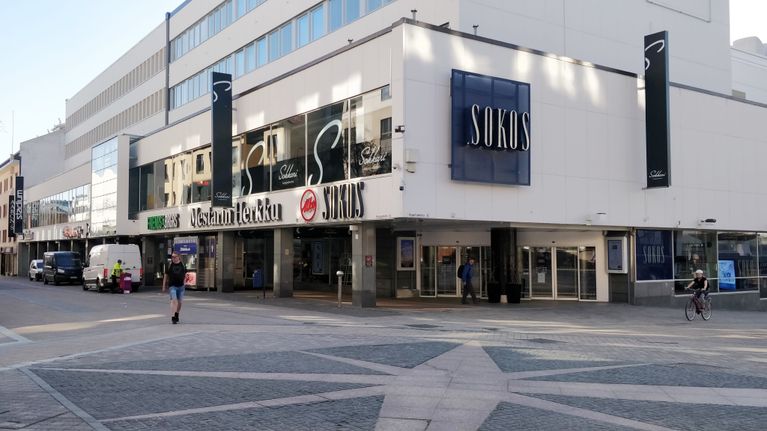 Jyväskylän Sokoksen tavaratalorakennus Jyväskylän keskustassa.