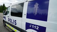 Poliisiauto ratsiassa.