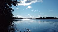 Maisema Väärninsaaresta Ylä-Savosta Lapinlahdelta.