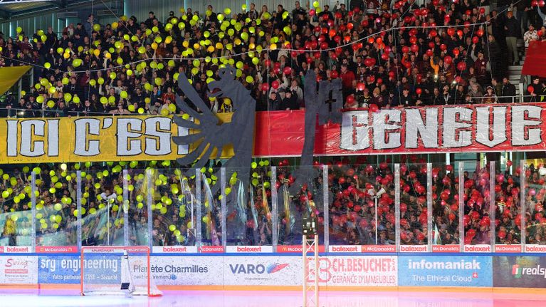 Geneve-Servetten faneja Lausannen paidassa.