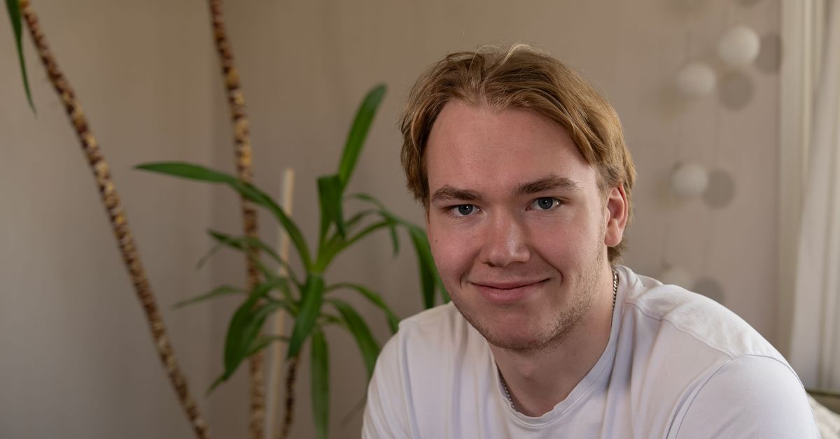 Severi Väre, 18, teki kuurona jääkiekkoilijana historiallisen maalin ...
