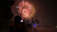 Ilotulituksia Helsingissä uutenavuotena.