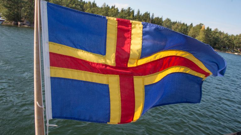 Ålands flagga.