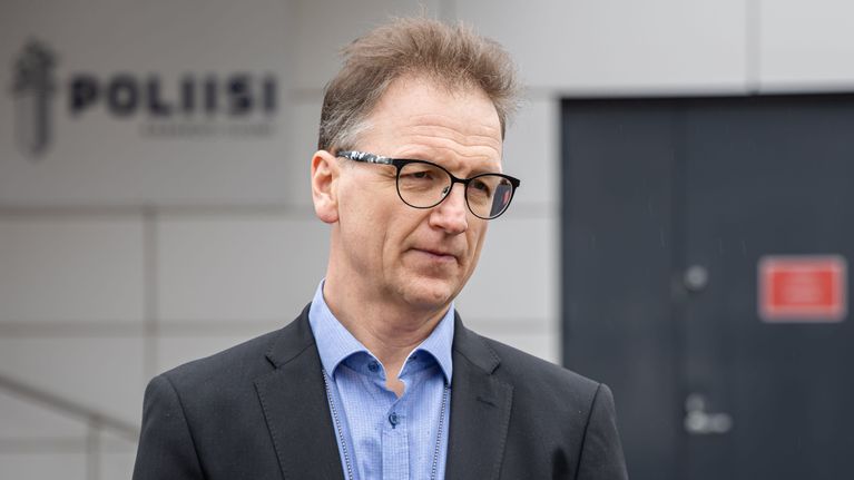 rikos-ylikomisario-juha-junkkari-on-tehnyt-t-it-perhev-kivallan