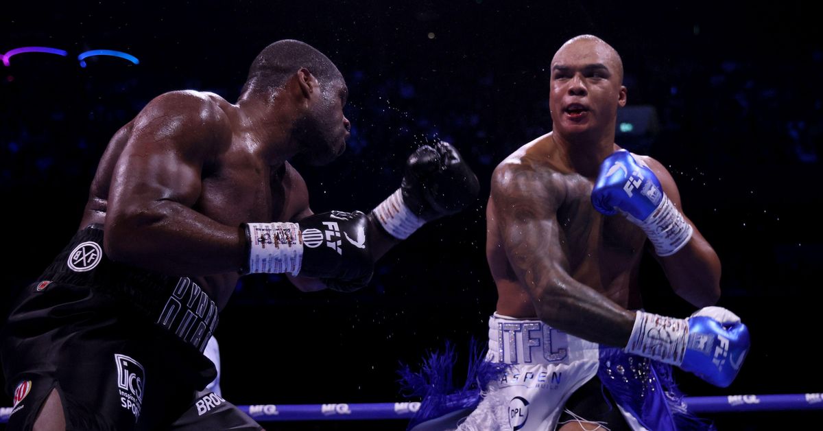 Uskomaton nyrkkeilyilta – Dubois nousi kahdesti kanveesista ja voitti WBO-tittelin