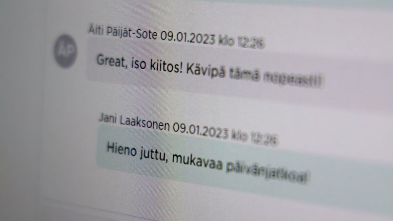 Lääkärin ja asiakkaan keskustelua Digiklinikka-palvelussa.