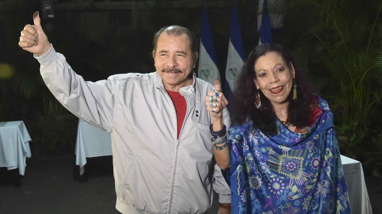 Nicaraguas presidentpar Daniel Ortega och Rosario Murillo.
