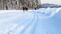 Latu läheltä.