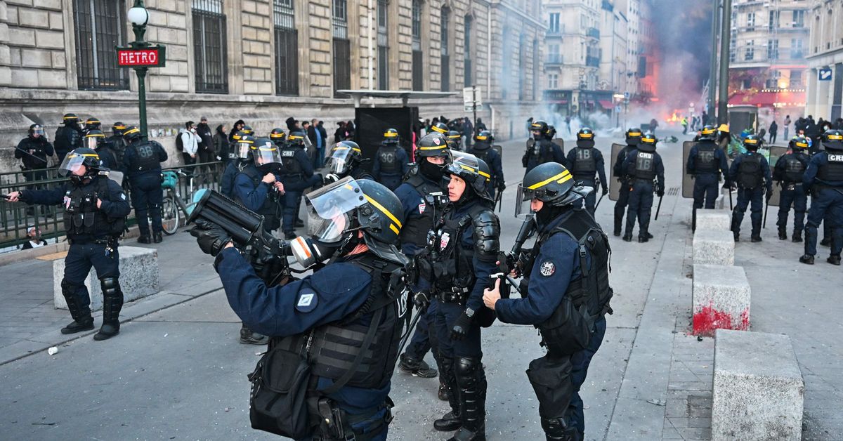 Macron condemns unbridled violence after French protests