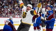 Vegas Golden Knights jublar efter mål mot Colorado.