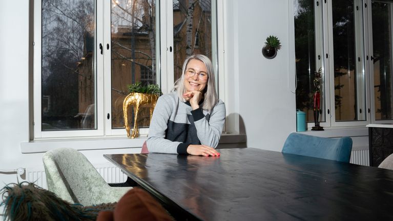 Tuire Krogerusta tytöteltiin työuran alussa – nyt 39-vuotiaana hän on ...