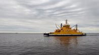 Kuvassa Hailuodon lauttaliikenteen aluksista Meriluoto. Kuvattu kesäkuussa 2021.