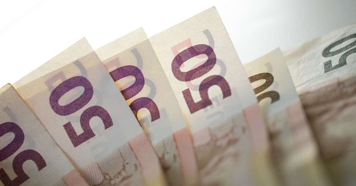 Finland's median monthly income surpasses €3,300