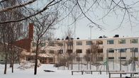Donnerska skolan och Karleby svenska gymnasium.