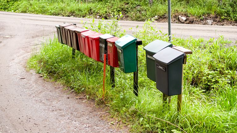 Rivi postilaatikoita