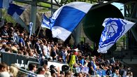 HJK-supporterläktare i bild.