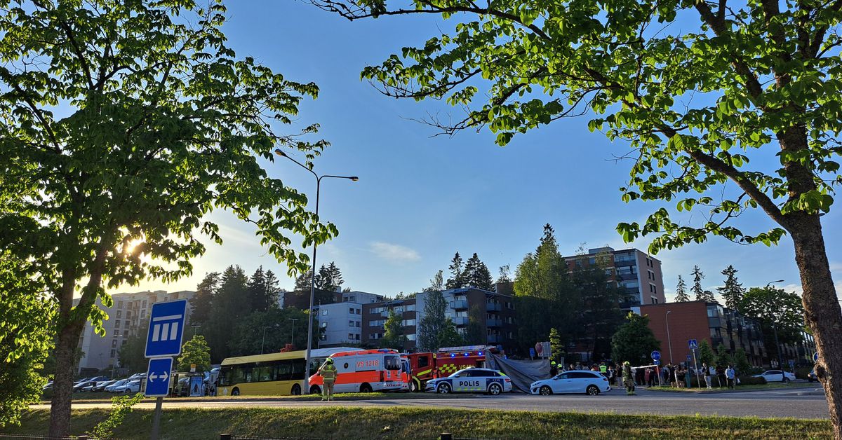 Preschooler dies after being struck by bus in Turku