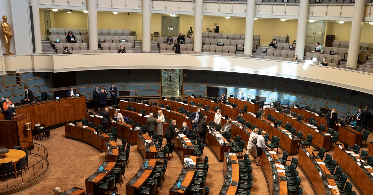 Yle survey: One in three MPs wants to run for new regional assemblies | Yle