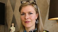 Runoilija Tiina Lehikoinen
