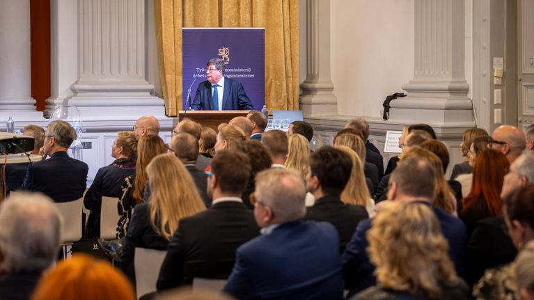 Arto Satonen paljastaa kirjassaan virheensä Kelan pääjohtajahaussa — image 6