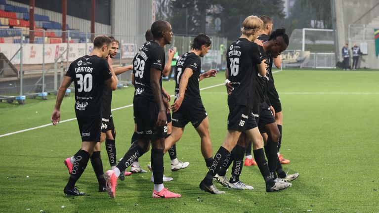 VPS spelare samlade.