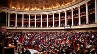 Ranskan pääministeri François Bayrou pitää puhetta hallituksensa luottamuslauseäänestyksen alla Ranskan kansalliskokouksessa.